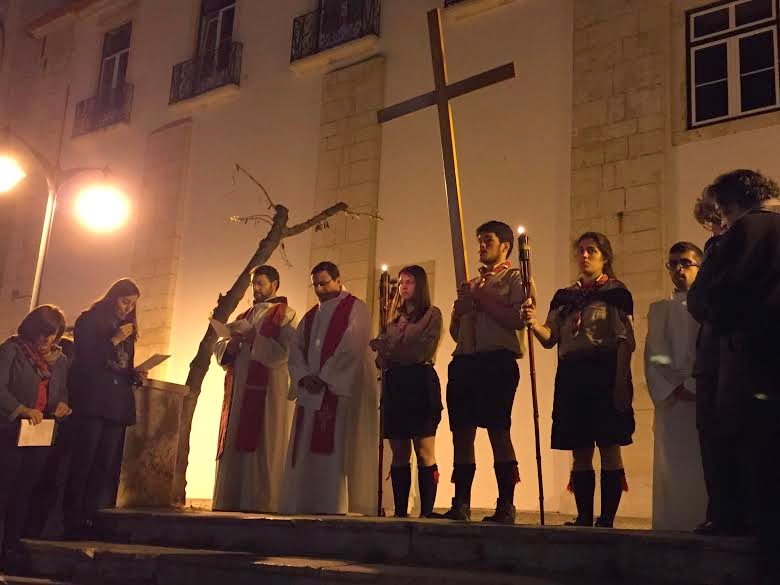 Via-Sacra pelas ruas da cidade